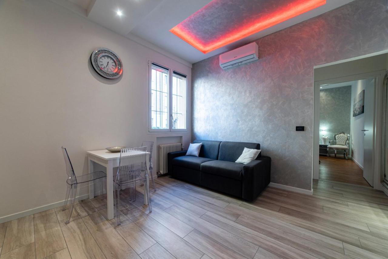 Fashion Apartment Silver Болонья Экстерьер фото