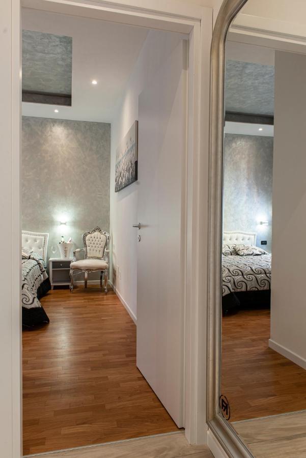 Fashion Apartment Silver Болонья Экстерьер фото